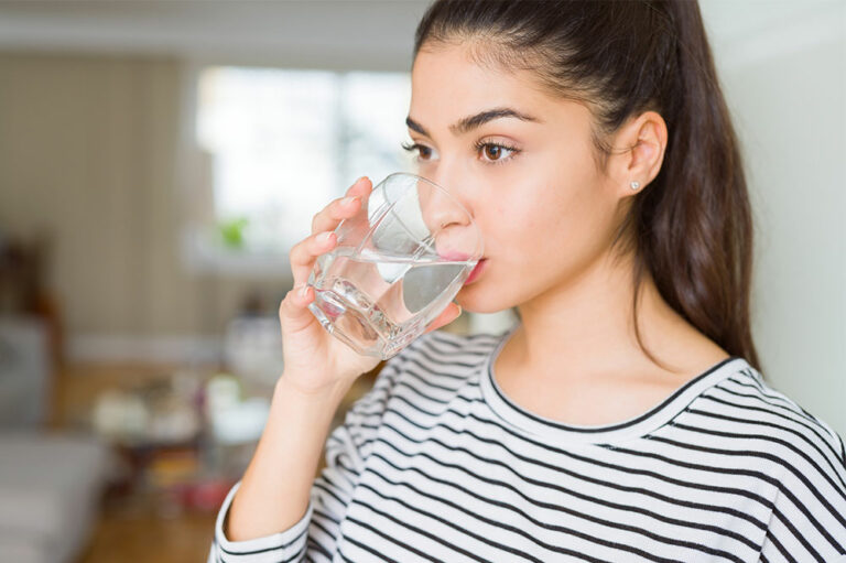 5 health issues caused by excess water intake