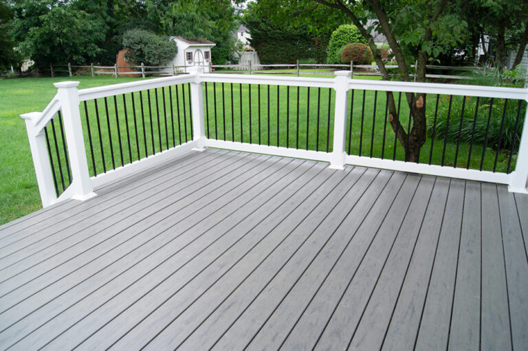 4 common mistakes to avoid while installing a deck railing system