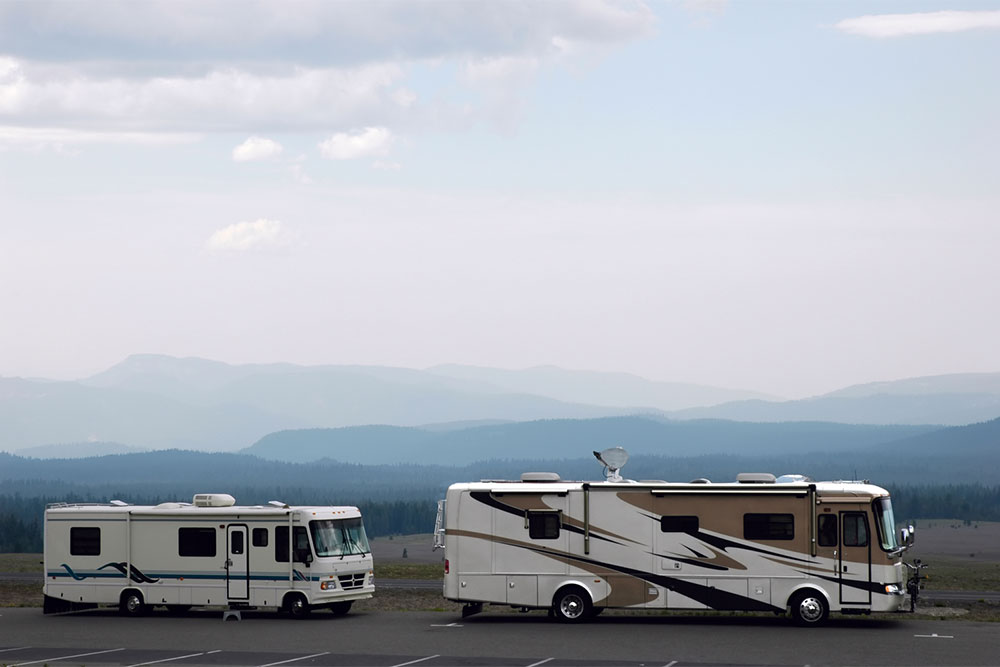 4 effective tips to get the best deals on a used RV