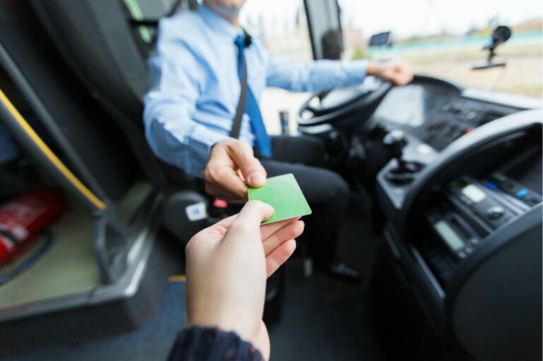 8 mistakes to avoid when taking a bus tour